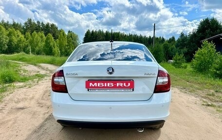 Skoda Rapid I, 2017 год, 1 350 000 рублей, 8 фотография