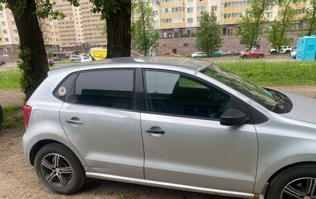 Volkswagen Polo VI (EU Market), 2010 год, 450 000 рублей, 2 фотография