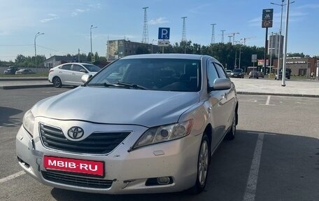 Toyota Camry, 2007 год, 698 000 рублей, 1 фотография