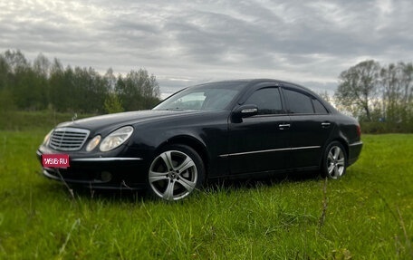 Mercedes-Benz E-Класс, 2002 год, 830 000 рублей, 1 фотография