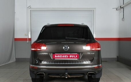 Volkswagen Touareg III, 2015 год, 3 330 995 рублей, 3 фотография