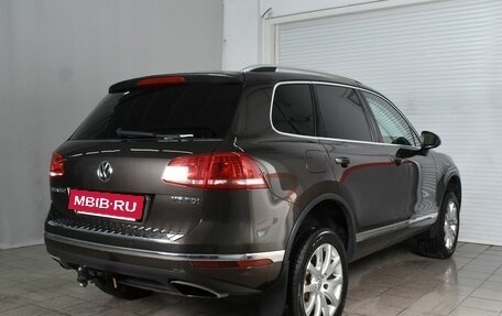 Volkswagen Touareg III, 2015 год, 3 330 995 рублей, 4 фотография