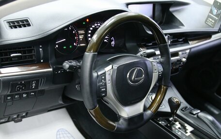 Lexus ES VII, 2012 год, 2 348 000 рублей, 10 фотография