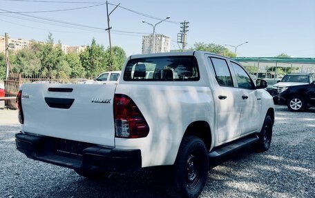 Toyota Hilux VIII, 2024 год, 6 200 000 рублей, 4 фотография