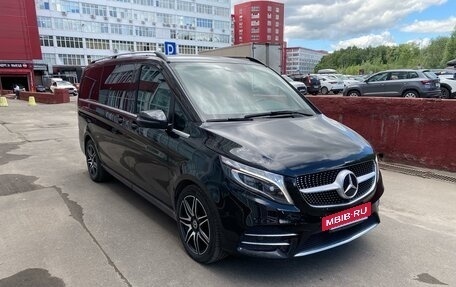 Mercedes-Benz V-Класс, 2019 год, 6 820 000 рублей, 3 фотография