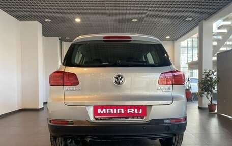 Volkswagen Tiguan I, 2011 год, 1 410 000 рублей, 4 фотография