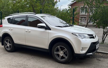 Toyota RAV4, 2014 год, 2 630 000 рублей, 2 фотография