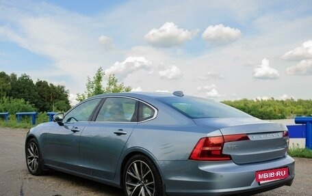 Volvo S90 II рестайлинг, 2017 год, 3 600 000 рублей, 6 фотография