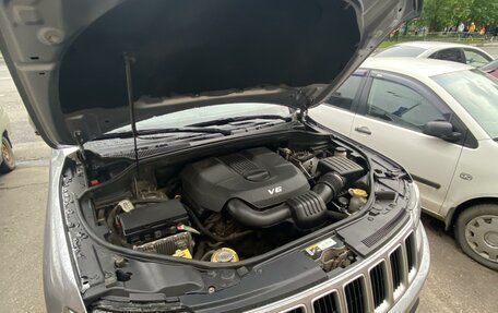 Jeep Grand Cherokee, 2013 год, 2 750 000 рублей, 2 фотография