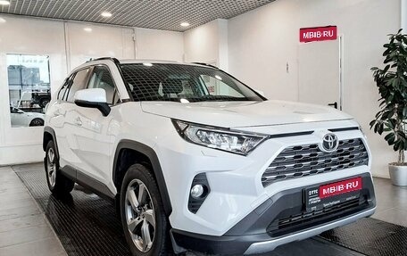 Toyota RAV4, 2019 год, 3 251 200 рублей, 3 фотография