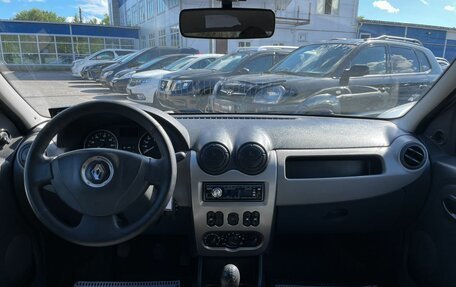 Renault Logan I, 2012 год, 700 000 рублей, 10 фотография