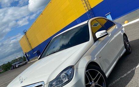 Mercedes-Benz C-Класс, 2011 год, 1 790 000 рублей, 4 фотография