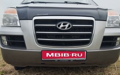 Hyundai H-1 II рестайлинг, 2007 год, 1 490 000 рублей, 4 фотография