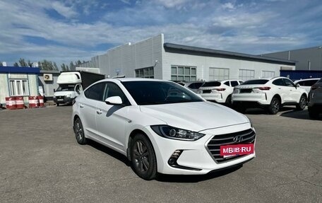 Hyundai Elantra VI рестайлинг, 2018 год, 1 655 000 рублей, 3 фотография