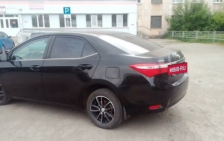 Toyota Corolla, 2013 год, 1 370 000 рублей, 3 фотография