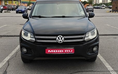 Volkswagen Tiguan I, 2011 год, 1 585 000 рублей, 3 фотография