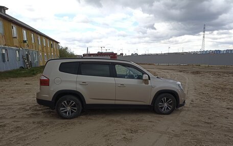 Chevrolet Orlando I, 2012 год, 1 600 000 рублей, 2 фотография