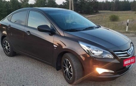 Hyundai Solaris II рестайлинг, 2016 год, 1 500 000 рублей, 2 фотография