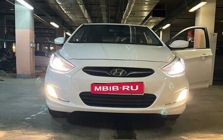 Hyundai Solaris II рестайлинг, 2013 год, 999 000 рублей, 3 фотография