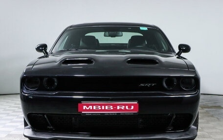 Dodge Challenger III рестайлинг 2, 2022 год, 5 500 000 рублей, 2 фотография