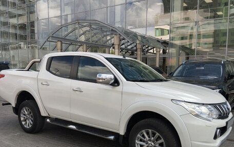 Mitsubishi L200 IV рестайлинг, 2016 год, 2 699 000 рублей, 5 фотография