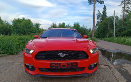 Ford Mustang VI рестайлинг, 2015 год, 2 950 000 рублей, 3 фотография