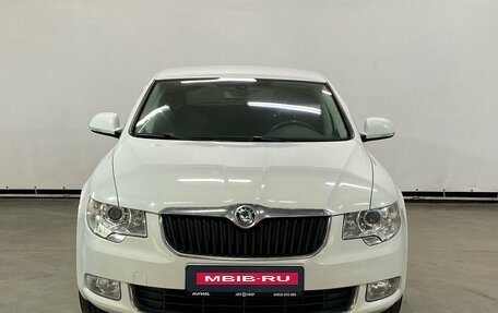 Skoda Superb III рестайлинг, 2011 год, 1 060 000 рублей, 2 фотография