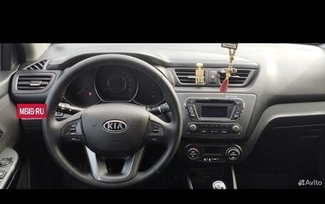 KIA Rio III рестайлинг, 2012 год, 620 000 рублей, 2 фотография