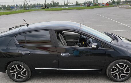 Honda Insight II рестайлинг, 2009 год, 1 050 000 рублей, 2 фотография