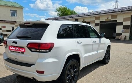 Jeep Grand Cherokee, 2020 год, 4 000 000 рублей, 10 фотография