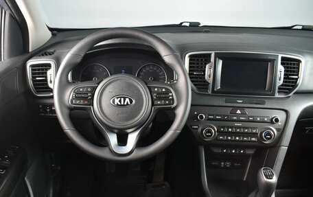 KIA Sportage IV рестайлинг, 2016 год, 1 799 995 рублей, 7 фотография