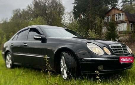 Mercedes-Benz E-Класс, 2002 год, 830 000 рублей, 3 фотография