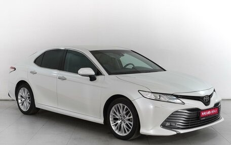 Toyota Camry, 2018 год, 3 289 000 рублей, 1 фотография