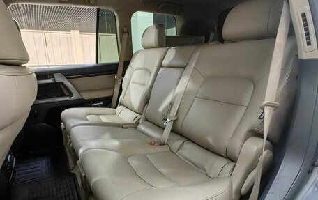 Toyota Land Cruiser 200, 2008 год, 2 999 000 рублей, 11 фотография