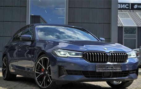 BMW 5 серия, 2020 год, 5 750 000 рублей, 2 фотография