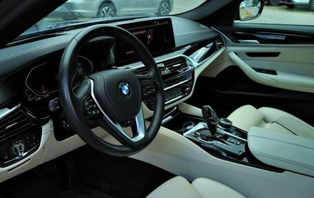 BMW 5 серия, 2020 год, 5 750 000 рублей, 17 фотография
