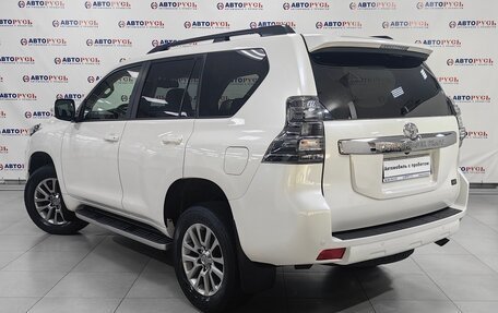 Toyota Land Cruiser Prado 150 рестайлинг 2, 2017 год, 4 299 000 рублей, 2 фотография