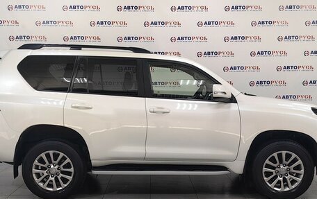 Toyota Land Cruiser Prado 150 рестайлинг 2, 2017 год, 4 299 000 рублей, 5 фотография