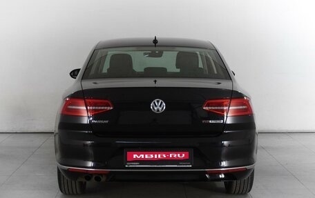 Volkswagen Passat B8 рестайлинг, 2017 год, 2 239 000 рублей, 4 фотография