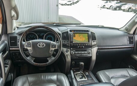 Toyota Land Cruiser 200, 2010 год, 3 199 000 рублей, 6 фотография