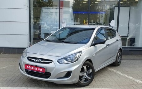 Hyundai Solaris II рестайлинг, 2012 год, 789 000 рублей, 1 фотография