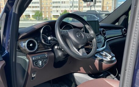 Mercedes-Benz V-Класс, 2017 год, 6 699 000 рублей, 3 фотография