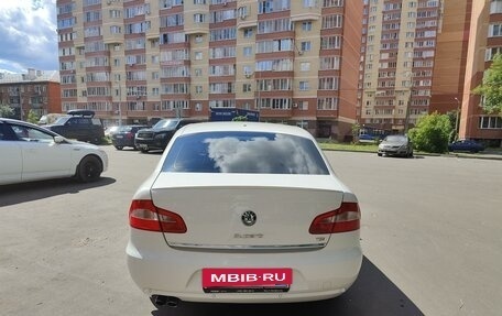 Skoda Superb III рестайлинг, 2011 год, 1 100 000 рублей, 6 фотография