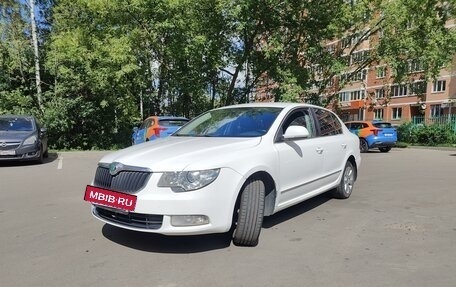 Skoda Superb III рестайлинг, 2011 год, 1 100 000 рублей, 3 фотография