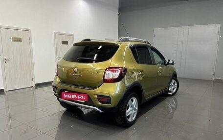 Renault Sandero II рестайлинг, 2015 год, 1 145 000 рублей, 2 фотография