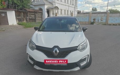 Renault Kaptur I рестайлинг, 2018 год, 1 750 000 рублей, 2 фотография