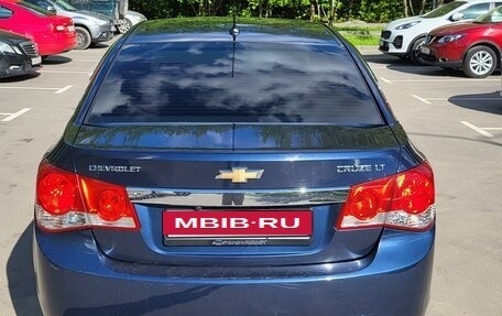 Chevrolet Cruze II, 2011 год, 1 050 000 рублей, 4 фотография