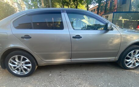 Skoda Octavia, 2010 год, 800 000 рублей, 8 фотография