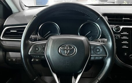 Toyota Camry, 2021 год, 3 315 000 рублей, 12 фотография