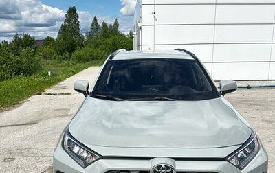 Toyota RAV4, 2019 год, 2 850 000 рублей, 1 фотография